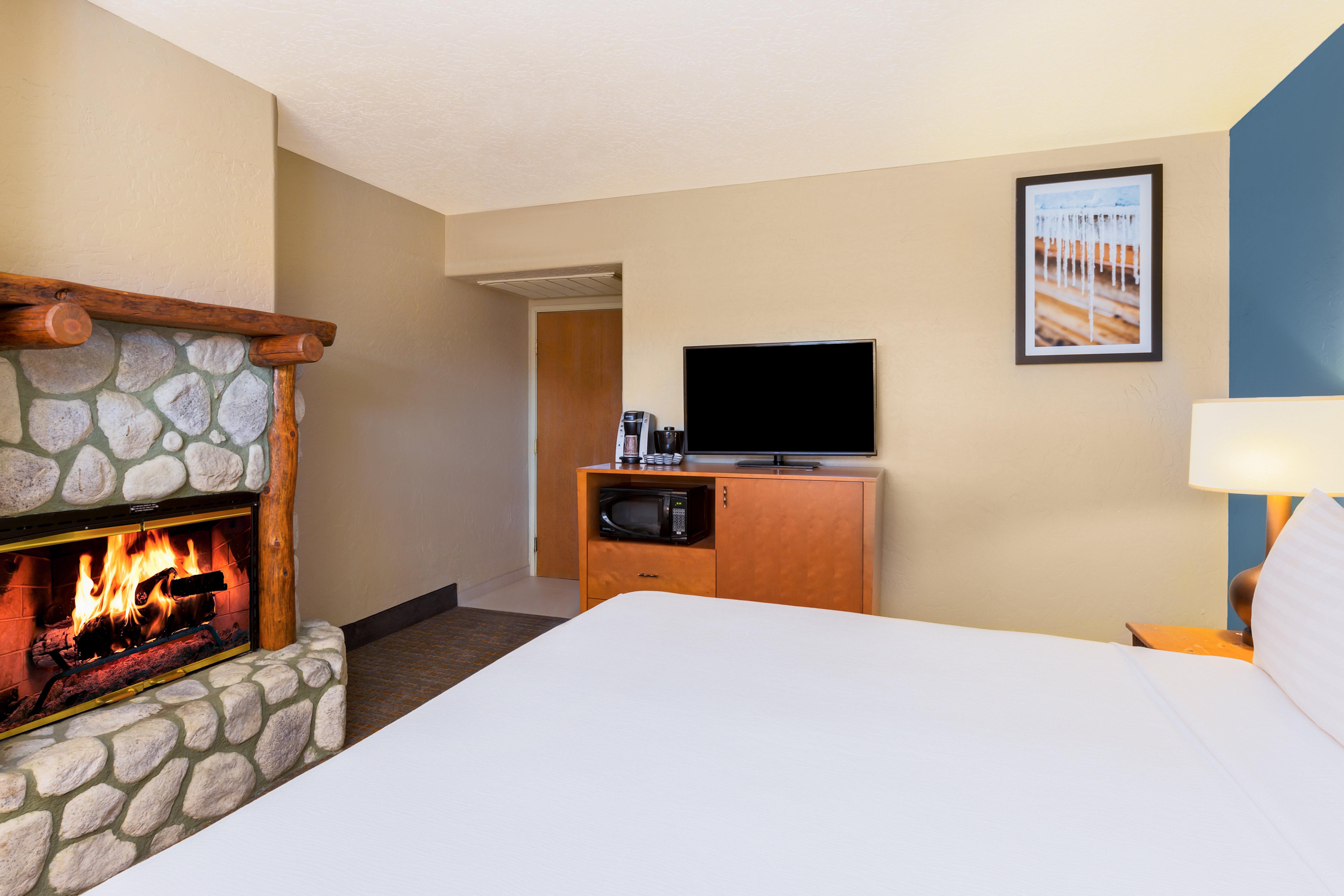 Holiday Inn Resort The Lodge At Big Bear Lake By Ihg Exterior photo